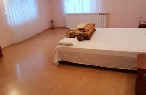 Sofia House | Family-Friendly Retreat at Guest House Iveta