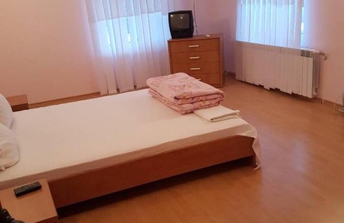 Sofia House | Family-Friendly Retreat at Guest House Iveta
