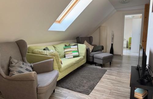 Jablonne v Podjestedi Apartment | Top-Rated Guest House K74: Pool, Breakfast & Hot Tub