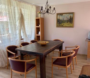 Sapareva Banya Villa | Discover Guest House Kalina: Spa, Hot Tub & Kids Welcome