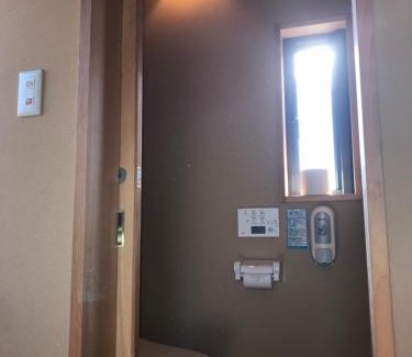 Kamakura House | Oceanfront Guest House Kamakura Zen-ji with Great Reviews