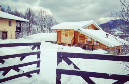 Elena House | Top-Rated Guest House Kandaferi 2 with Hot Tub & Kitchen
