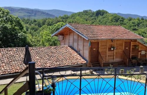 Elena House | Top-Rated Guest House Kandaferi 2 with Hot Tub & Kitchen
