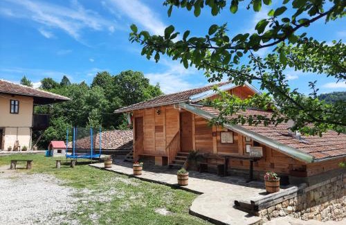Elena House | Top-Rated Guest House Kandaferi 2 with Hot Tub & Kitchen