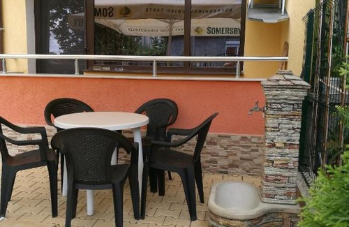 Elhovo House | Budget-Friendly Guest House Karaulanov with Family Amenities