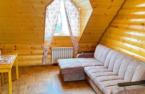 Seletskoe House | Seaside Guest House Krasnaya Usadba with Oceanfront Views