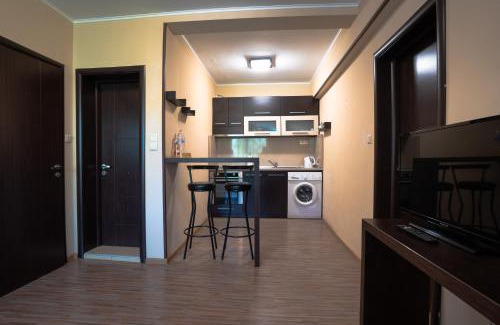 Trakata House | Highly Rated Guest House La Casa with Pool & Breakfast