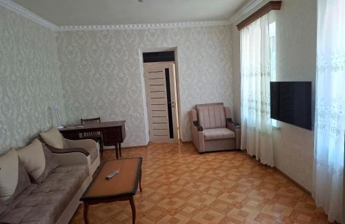 Gyumri Apartment | Top-Rated Guest House Levon Madoyan: Family-Friendly Stay
