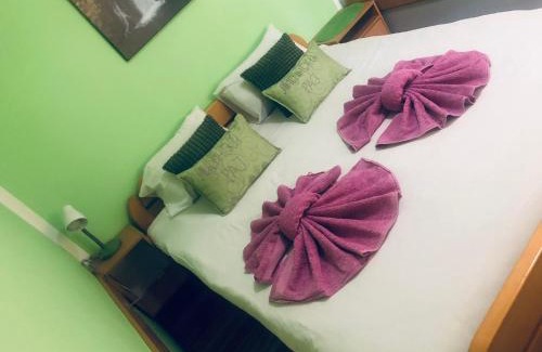 Strmosten House | Pet-Friendly Guest House Lisinski Raj with Breakfast Included