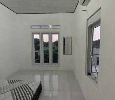 Babakan Ski Chalet | Guest house manggis11 Alam Asri