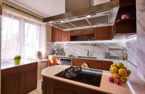 Sapareva Banya House | Guest House Mira: Rated 10/10 with Family-Friendly Amenities