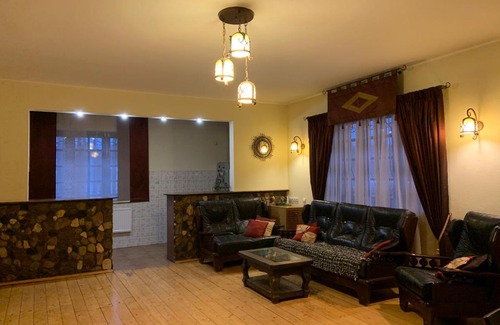 Misirevo House | Top-Rated Guest House Misirevo with Pool and Hot Tub