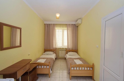 Kabardinka House | Comfortable Retreat at Guest House Natela with Pool & Kitchen