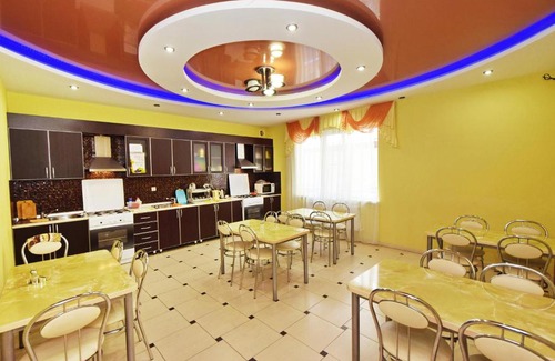 Kabardinka House | Comfortable Retreat at Guest House Natela with Pool & Kitchen