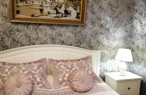 Presnensky Hotel | Cozy Guest House Steps from Patriarch's Ponds - 9/10 Rating