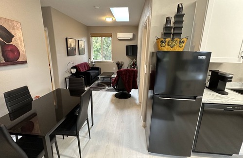 Meadow Glade Cottage | Serene Guest House in the Trees with Full Kitchen and Deck