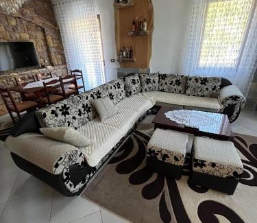 Korce House | Guest House Novaku