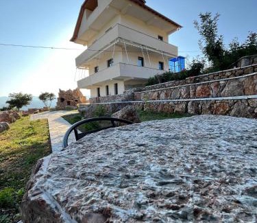 Korce House | Guest House Novaku