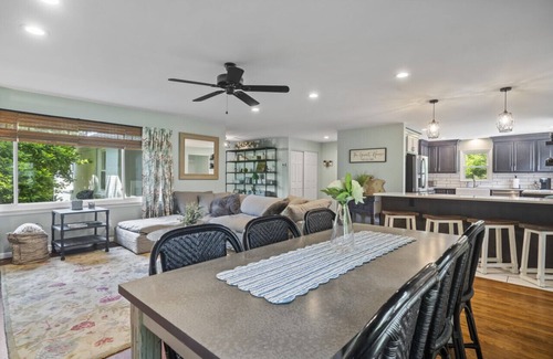 Anderson Township Apartment | Stylishly Appointed Hotel Near Downtown Cincinnati