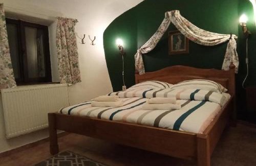 Cesky Krumlov House | Discover Guest House Olšakovský: Pet-Friendly Oceanfront Retreat