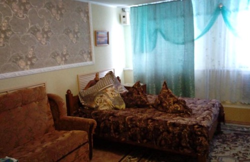 Murom House | Oceanfront Guest House on Krasnoarmeysky - Rated 10/10