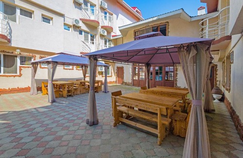 Anapa House | Oceanfront Guest House Otdykh u morya with Kitchen Access