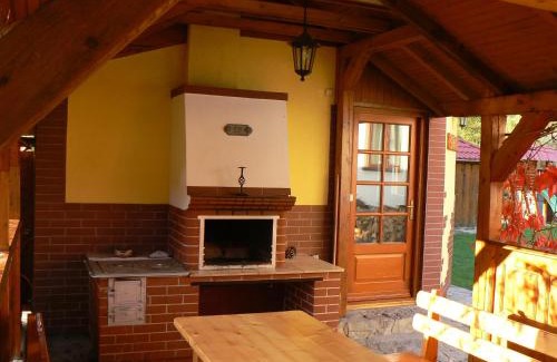 Lesnica House | Welcoming Guest House Pieninka with Hot Tub & Kitchen