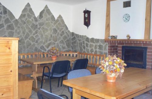 Lesnica House | Welcoming Guest House Pieninka with Hot Tub & Kitchen