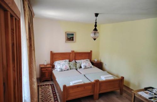 Pocitelj Hotel | Discover Guest House Pocitelj: Pet-Friendly Ocean Views