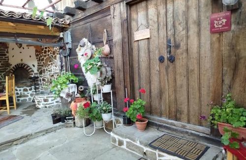Kotel House | Family-Friendly Stay at Guest House Polah Ot Minaloto