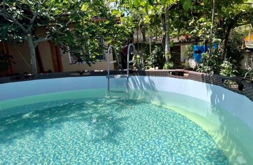 Pavel Banya House | Inviting Guest House Pri Germanetsa with Hot Tub & Pool