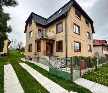 Strba House | Pet-Friendly Guest House Privát Štrba with High Ratings