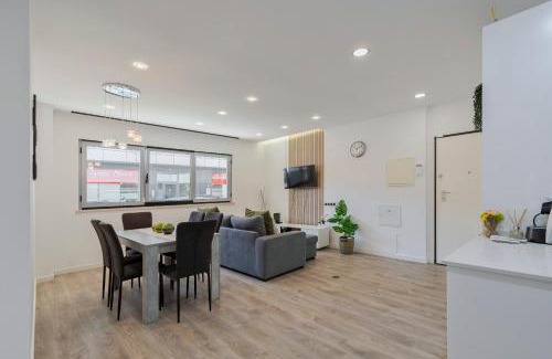 Santo Andre Apartment | Budget-Friendly Guest House with Child-Friendly Amenities
