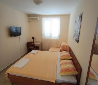 Dubovica Apartment | Child-Friendly Retreat at Guest House Rade Z