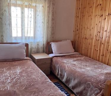 Rabdisht House | Outstanding Guest House Sabriu: Pet Friendly & Family Welcome