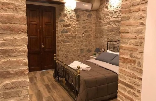 Soriano Calabro House | Top-Rated Guest House San Domenico with Family-Friendly Dining