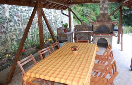 Radevtsi House | Unforgettable Stays at Guest House Savina - 10/10 Rated!