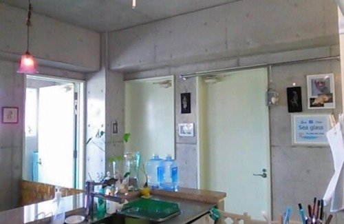 Maezato House | Budget-Friendly Guest House Sea Glass with Restaurant Access
