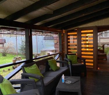 Mizhhirya House | Pet-Friendly Guest House Shulc with Ocean Views & Pool