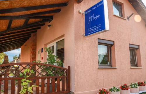 Karlovac Apartment | Relaxing Studio Apartment Marina with Outdoor Jacuzzi