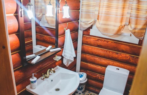 Aksay House | Inviting Guest House Sudar: Top-Rated Stay with Breakfast