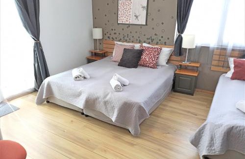 Pomorie House | Budget-Friendly Stay at Guest House Sunflowers - 9/10 Rated