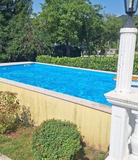Rupa Apartment | Relax at Guest House Surina with Oceanfront Views & Pool