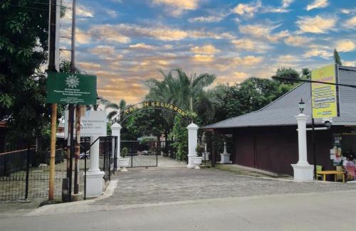Bekasi House | Guest House Syariah GS Taman Keluarga