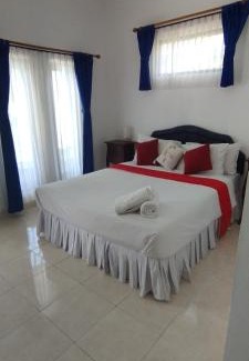 Tukad Mungga House | Discover Guest House T Sari: Family-Friendly with Pool