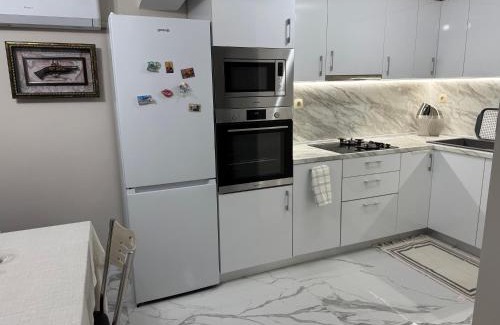 Petrich Apartment | Unforgettable Stay at Guest House Tatiana Studio | 10/10 Rating