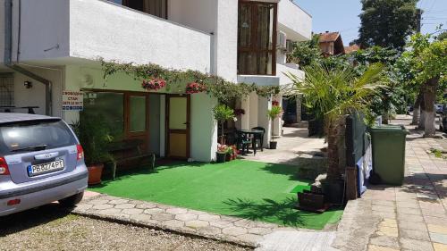 Primorsko House | Family-Friendly Retreat at Guest House Trakia Primorsko