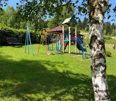Skhidnytsya Hotel | Welcoming Guest House U Sester with Top-Rated Amenities