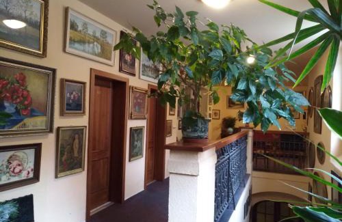 Slatinany House | Welcoming Guest House U Zámku: Pet & Child Friendly Escape