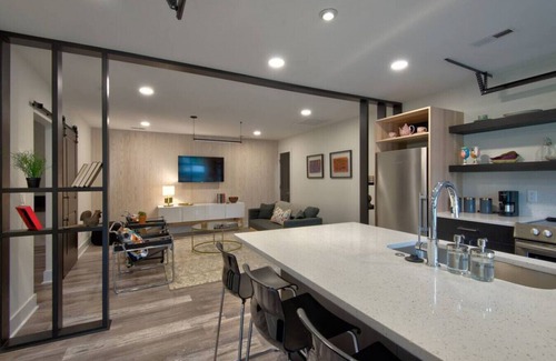 Charlotte House | Modern Guest House with Spa & Breakfast - Rated 10/10